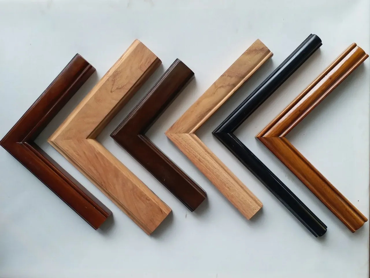 Khung Tranh Gỗ – Tuyển Tập 100+ Ảnh Đẹp Tinh Tế Cho Không Gian Sống